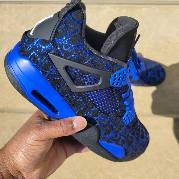 Jordan 4s